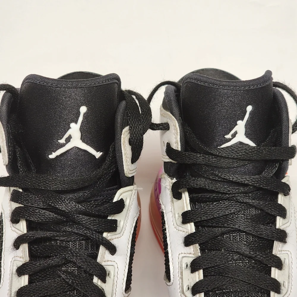 Nike Air Jordan Mars 270 GS White Hyper Violet Sneakers Shoes Boys 5.5 Y